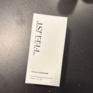 Total Package Youth Protecting Concentrate